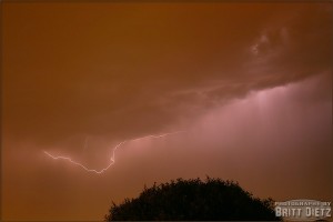Lightning flash over Southern California (July 16, 2005)
