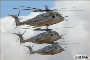 CH-53E Super Stallions pass in review at the 2009 MCAS Miramar Airshow
